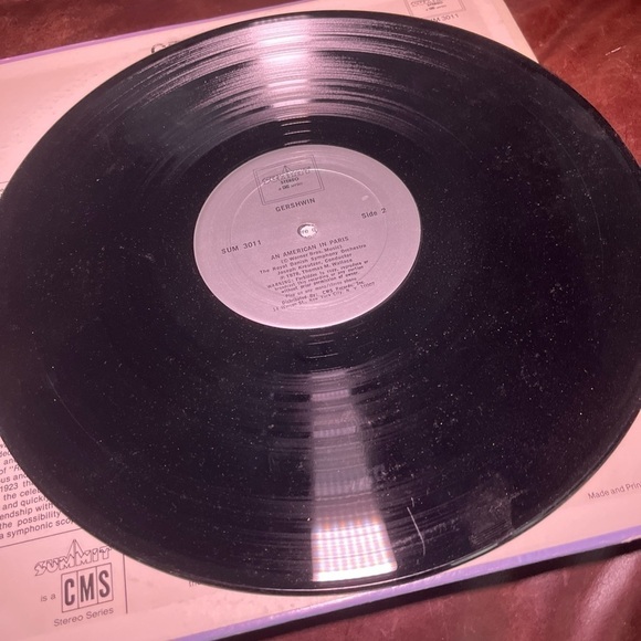 Gershwin’s Rhapsody in blue and American in Paris vintage vinyl recordfrom 1978 - Picture 6 of 9